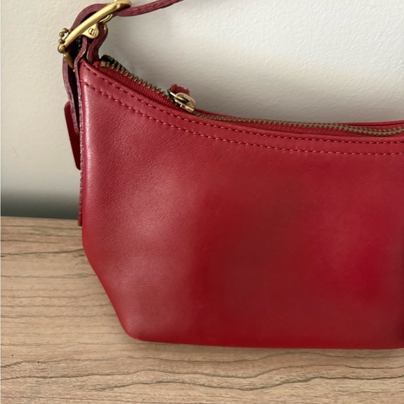 Coach vintage 9844 Red Leather Demi Hobo Purse Bag - Picture 2 of 11